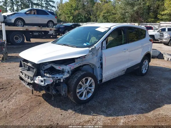 1FMCU0GD8KUA41218 2019 FORD ESCAPE - Image 2