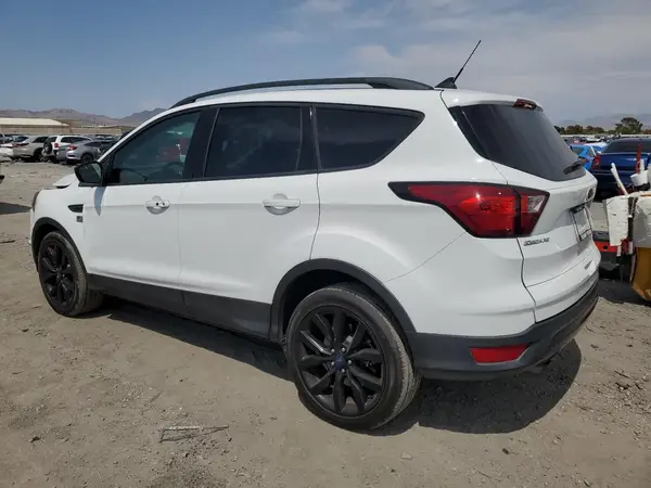 1FMCU0GD8KUA42031 2019 FORD ESCAPE - Image 2