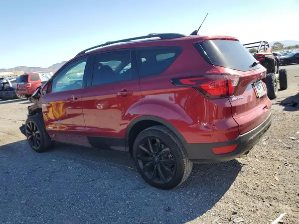 1FMCU0GD8KUA55071 2019 FORD ESCAPE - Image 2