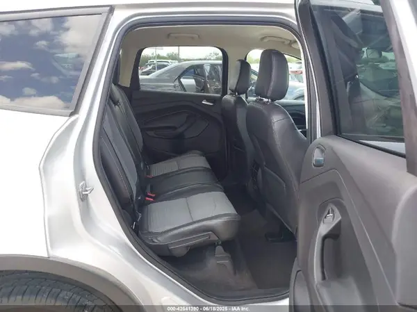 1FMCU0GD8KUA64496 2019 FORD ESCAPE - Image 8
