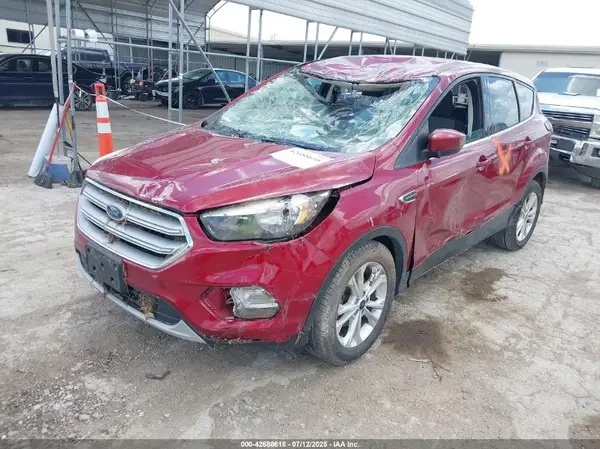1FMCU0GD8KUA70976 2019 FORD ESCAPE - Image 2