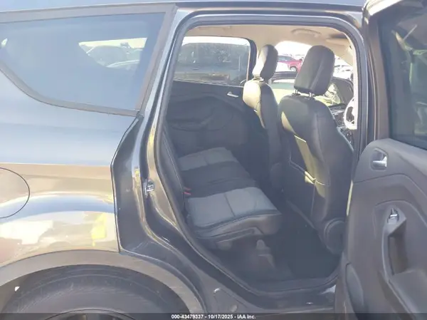 1FMCU0GD8KUA99538 2019 FORD ESCAPE - Image 8