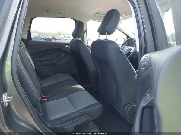 1FMCU0GD8KUB01935 2019 FORD ESCAPE - Image 8