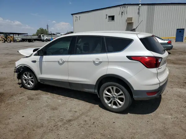 1FMCU0GD8KUB04673 2019 FORD ESCAPE - Image 2
