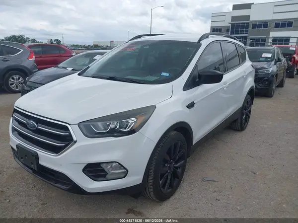 1FMCU0GD8KUB09260 2019 FORD ESCAPE - Image 2