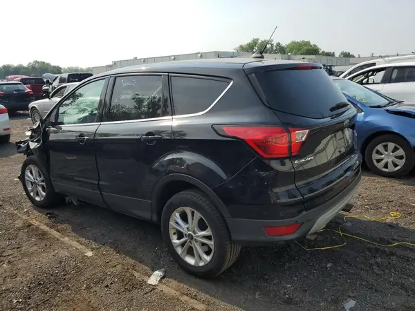 1FMCU0GD8KUB12949 2019 FORD ESCAPE - Image 2