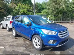 1FMCU0GD8KUB15592 2019 FORD ESCAPE