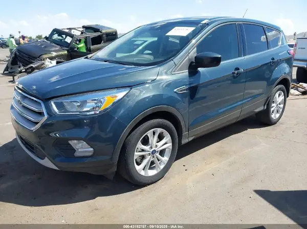 1FMCU0GD8KUB28455 2019 FORD ESCAPE - Image 2