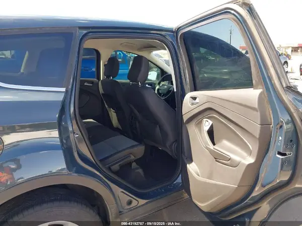1FMCU0GD8KUB28455 2019 FORD ESCAPE - Image 8