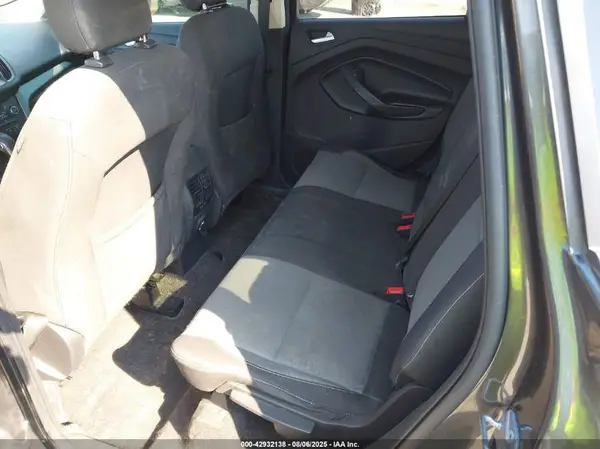 1FMCU0GD8KUB34823 2019 FORD ESCAPE - Image 8
