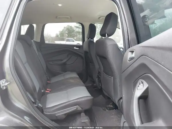 1FMCU0GD8KUB35308 2019 FORD ESCAPE - Image 8