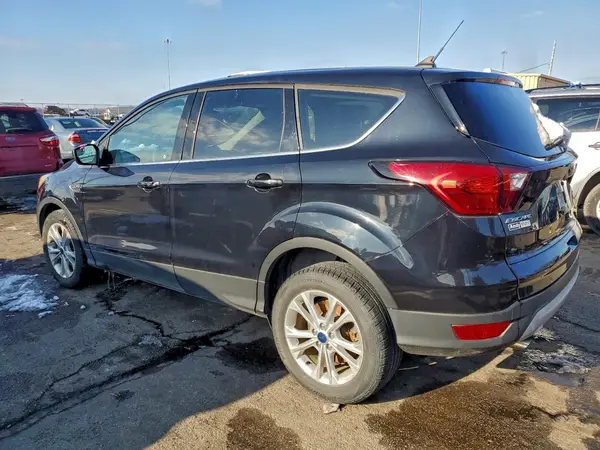 1FMCU0GD8KUB65604 2019 FORD ESCAPE - Image 2