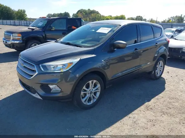 1FMCU0GD8KUB75114 2019 FORD ESCAPE - Image 2