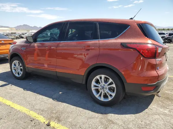 1FMCU0GD8KUC04997 2019 FORD ESCAPE - Image 2