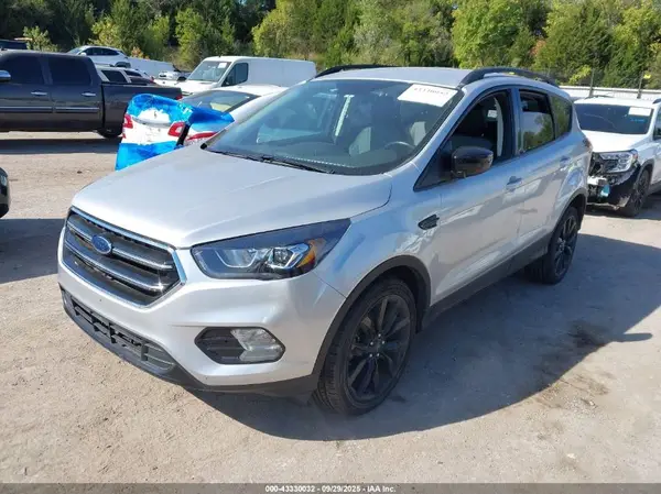 1FMCU0GD8KUC06345 2019 FORD ESCAPE - Image 2