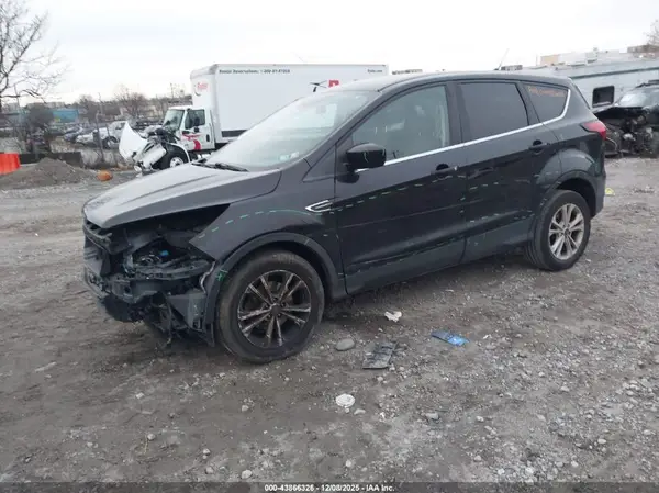 1FMCU0GD8KUC06488 2019 FORD ESCAPE - Image 2