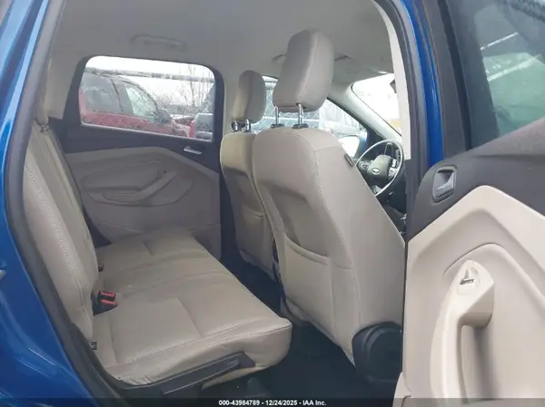 1FMCU0GD8KUC22321 2019 FORD ESCAPE - Image 8