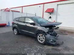 1FMCU0GD8KUC35554 2019 FORD ESCAPE