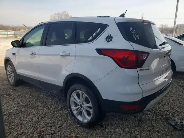 1FMCU0GD8KUC36817 2019 FORD ESCAPE - Image 2