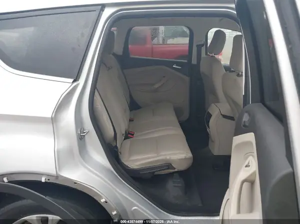 1FMCU0GD8KUC46022 2019 FORD ESCAPE - Image 8