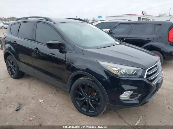 1FMCU0GD8KUC52032 2019 FORD ESCAPE - Image 1