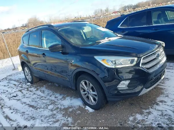 1FMCU0GD9HUA16370 2017 FORD ESCAPE - Image 1