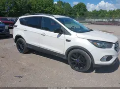 1FMCU0GD9HUA48901 2017 FORD ESCAPE