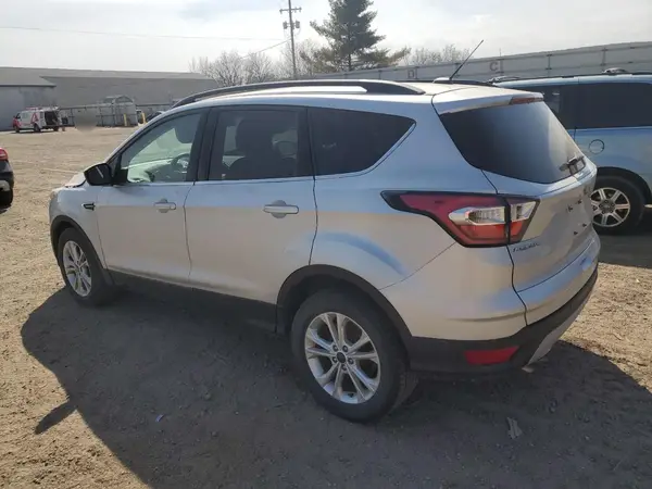 1FMCU0GD9HUA79484 2017 FORD ESCAPE - Image 2