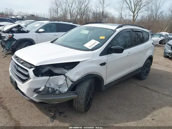 1FMCU0GD9HUB13746 2017 FORD ESCAPE - Image 2