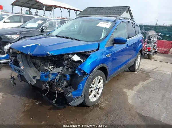 1FMCU0GD9HUB28182 2017 FORD ESCAPE - Image 2