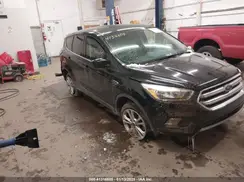 1FMCU0GD9HUB28330 2017 FORD ESCAPE