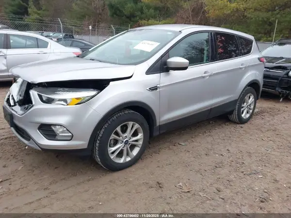 1FMCU0GD9HUB38002 2017 FORD ESCAPE - Image 2
