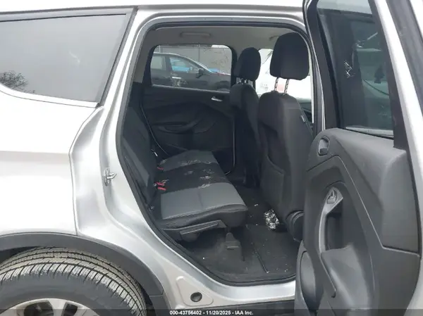 1FMCU0GD9HUB38002 2017 FORD ESCAPE - Image 8