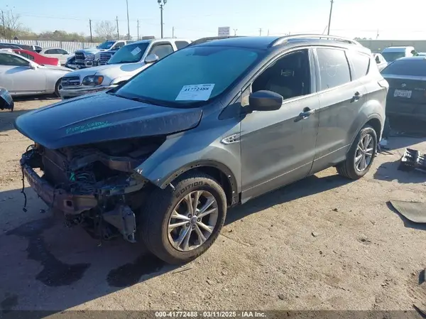 1FMCU0GD9HUB38906 2017 FORD ESCAPE - Image 2