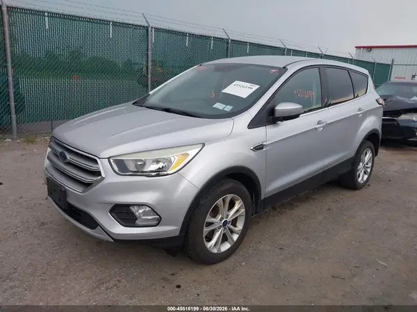 1FMCU0GD9HUB39201 2017 FORD ESCAPE - Image 2