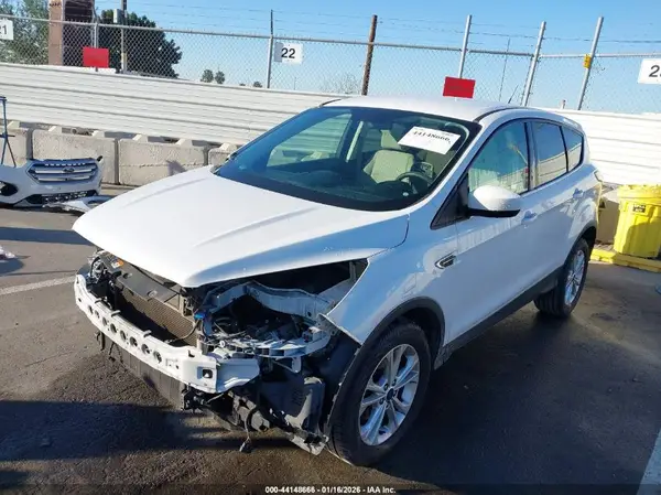 1FMCU0GD9HUB44673 2017 FORD ESCAPE - Image 2