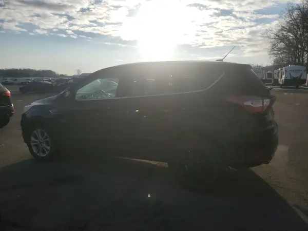 1FMCU0GD9HUB48397 2017 FORD ESCAPE - Image 2