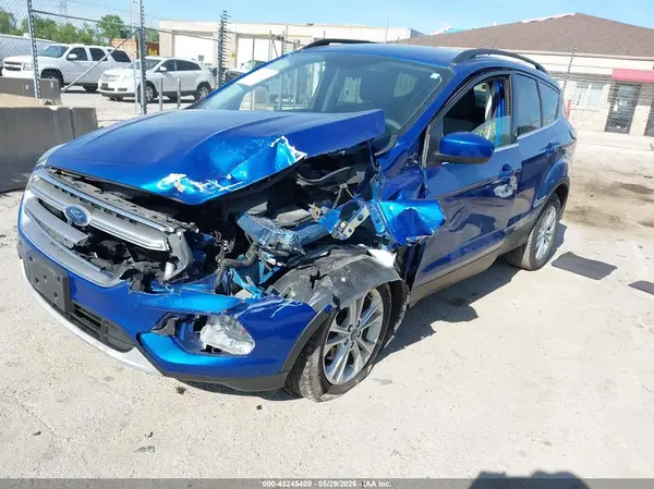 1FMCU0GD9HUB51381 2017 FORD ESCAPE - Image 2