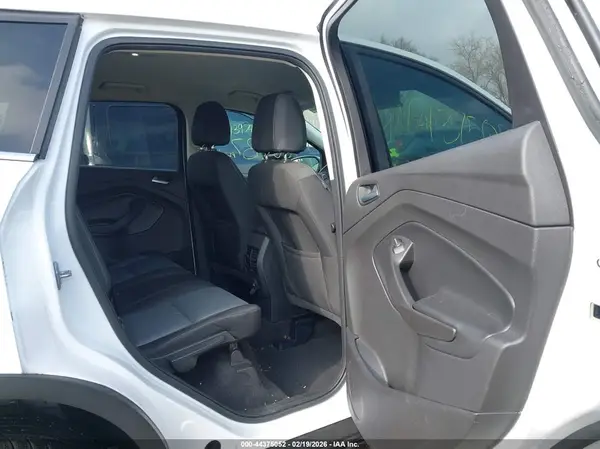 1FMCU0GD9HUB74241 2017 FORD ESCAPE - Image 8