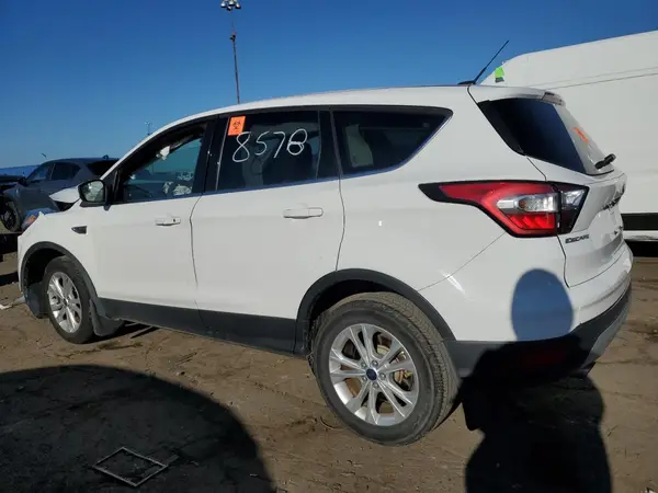 1FMCU0GD9HUB78578 2017 FORD ESCAPE - Image 2