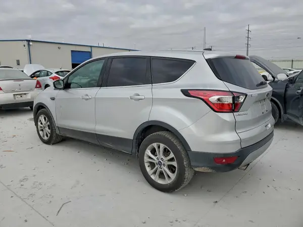 1FMCU0GD9HUC00367 2017 FORD ESCAPE - Image 2