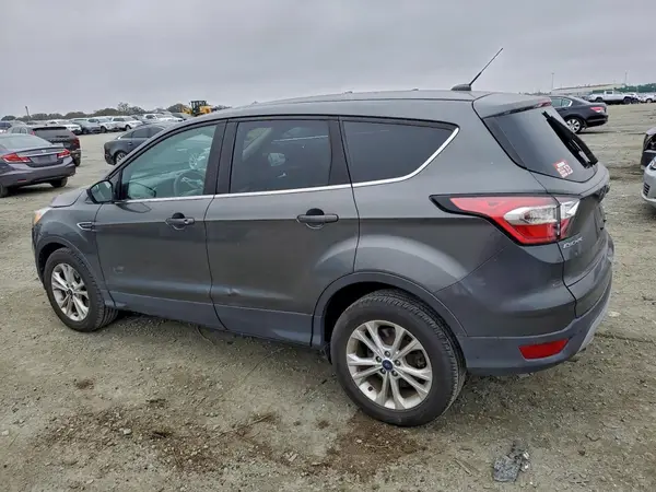 1FMCU0GD9HUC02555 2017 FORD ESCAPE - Image 2