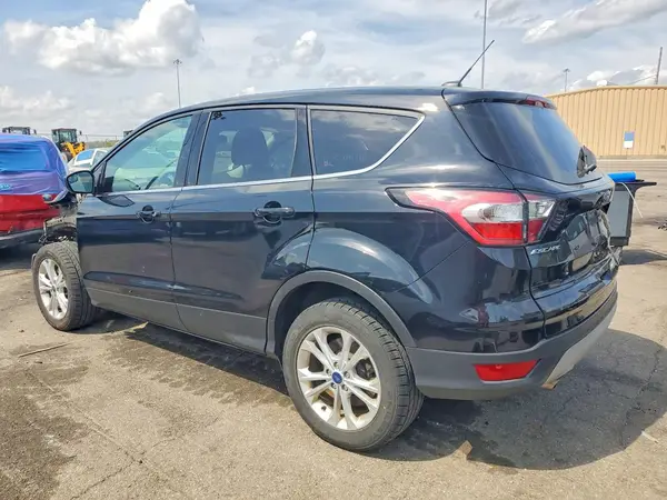 1FMCU0GD9HUC21865 2017 FORD ESCAPE - Image 2
