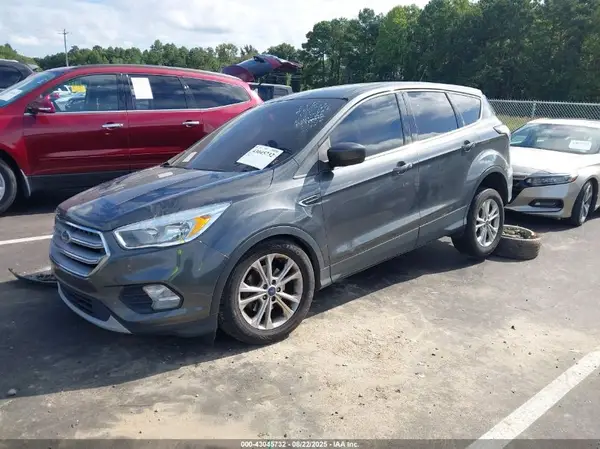 1FMCU0GD9HUC31988 2017 FORD ESCAPE - Image 2