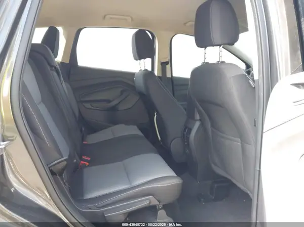 1FMCU0GD9HUC31988 2017 FORD ESCAPE - Image 8