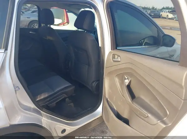 1FMCU0GD9HUC33921 2017 FORD ESCAPE - Image 8