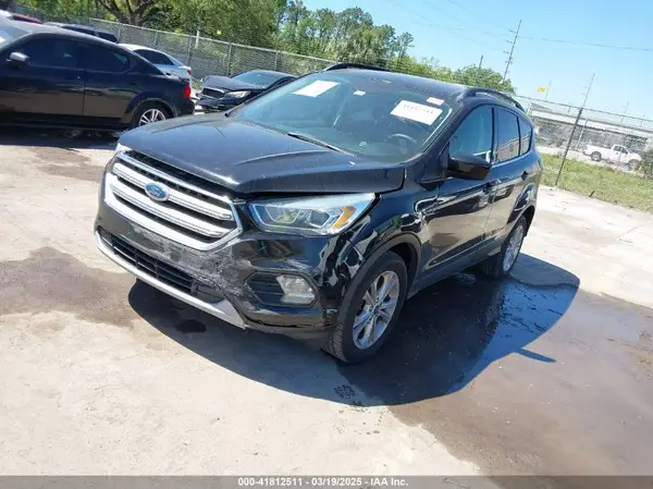 1FMCU0GD9HUC38195 2017 FORD ESCAPE - Image 2