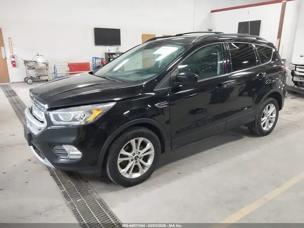 1FMCU0GD9HUC90409 2017 FORD ESCAPE - Image 2