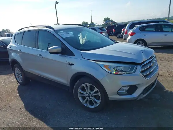 1FMCU0GD9HUD15115 2017 FORD ESCAPE - Image 1