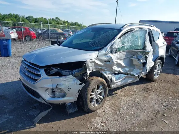 1FMCU0GD9HUD15115 2017 FORD ESCAPE - Image 2